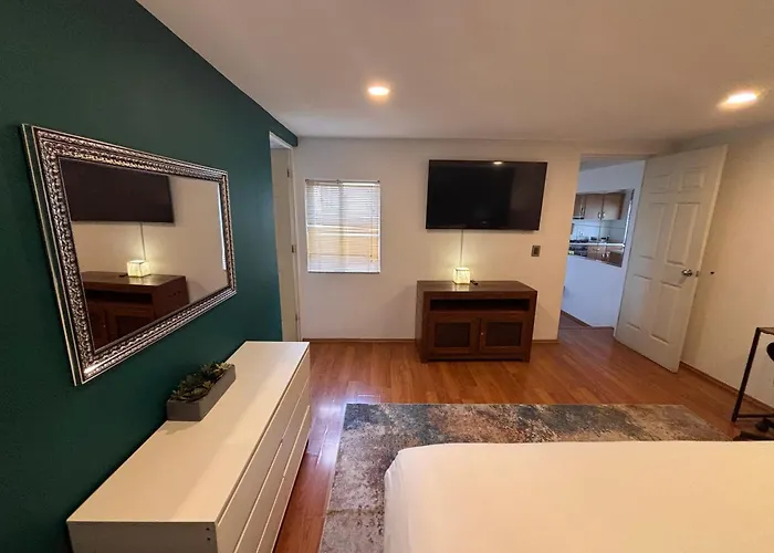 Beautiful & Quiet Wfh Across Reforma 222 Mall Apartamento